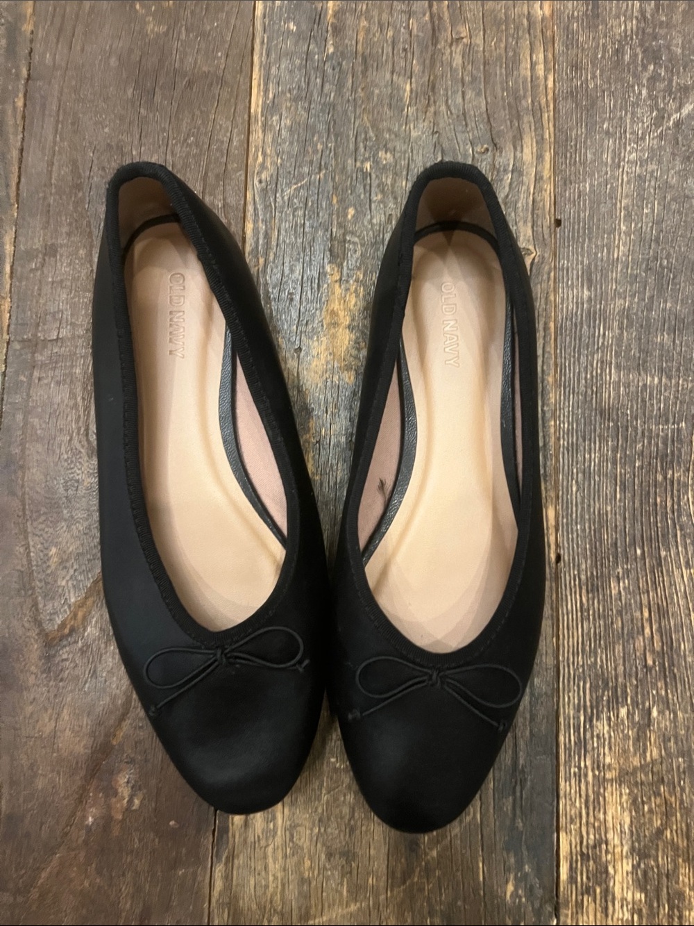 Old Navy Black Women's Bow-Accent Ballet Flats